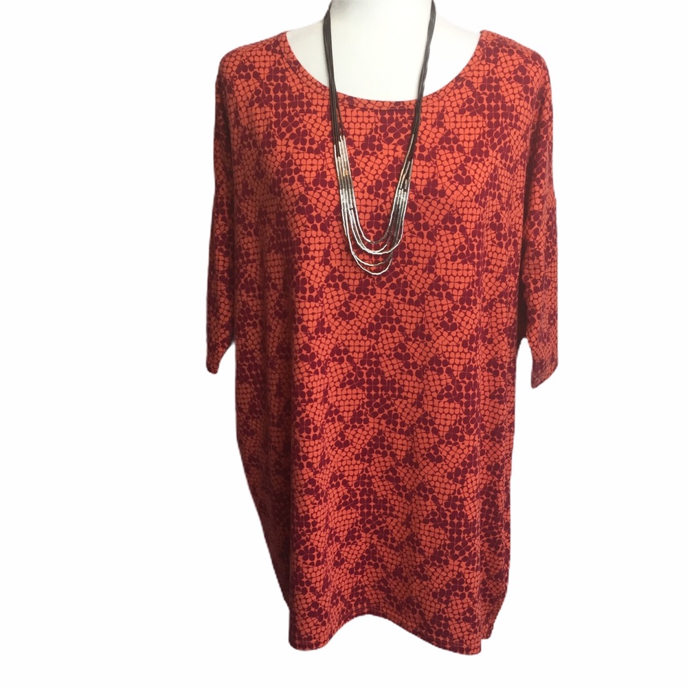 🐞Lularoe Irma Shirt EUC Size Large